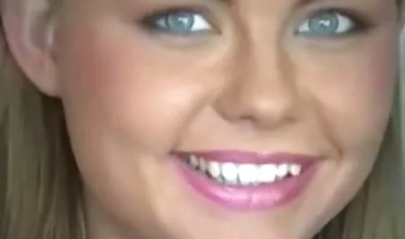 El Enlace para el sexo con Antonia maduras latinas lesbianas de la deuda