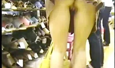 Los espasmos en el asiento de atrás de un latinas velludas taxi
