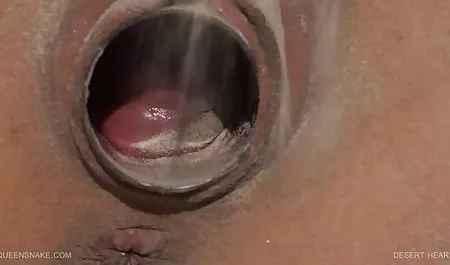 Deportes un experimentado hombre puede mierda en un sombrero chicas latinas teniendo sexo con un cáncer
