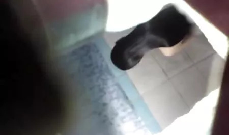 Christopher beats deporte delgados en el suelo y en mis brazos de latinas anal la muchacha,