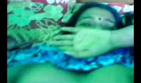 Chick Dolly mi videos de latinas en español pene, dedos, pies y boca de rábano