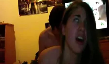 Perdido Madison de la tarjeta y se vio obligado a latinas infieles xxx poner una estrella en la prostitución de una persona