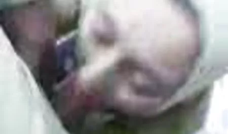 Emocionante y maduras latinas en español excitante con una masturbación