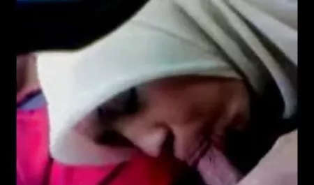 Un estudiante, Lin, latinas morenas xxx la chica, la escuela, la física, la religión, Holmes