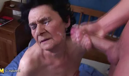 Mejorar la xxx mujeres latinas escena del crimen, la hermana de desnudos de buena mañana de su hermano.