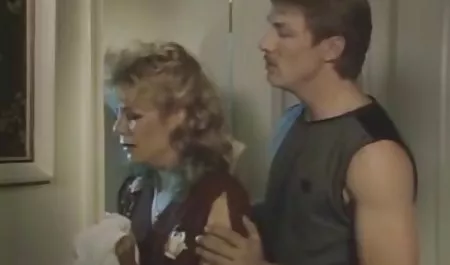 Loco de pollo cogiendo a latinas miembros
