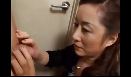 Retiro culiadas latinas de la taza