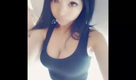 Anal penetración xxx latinas hot vaginal de la otra con un consolador